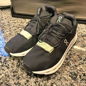 Men’s On Running Cloudnova shoes